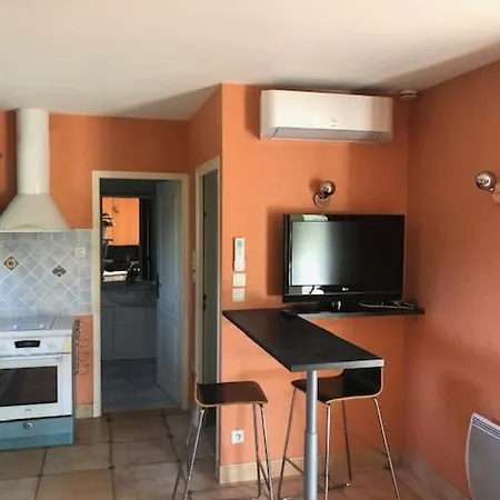 펜션 Petite Individuelle 85 M2 Grande Veranda 2 Au Calme Proche Chaumont Et Colombey Les Deux Eglises *
